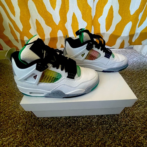 Women’s Air Jordan 4 Retro RASTA - Picture 2 of 3
